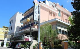 Hotel American  3*
