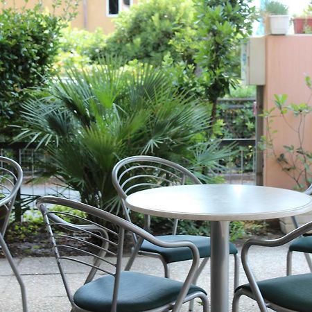 Hotel American Bellaria-Igea Marina Esterno foto