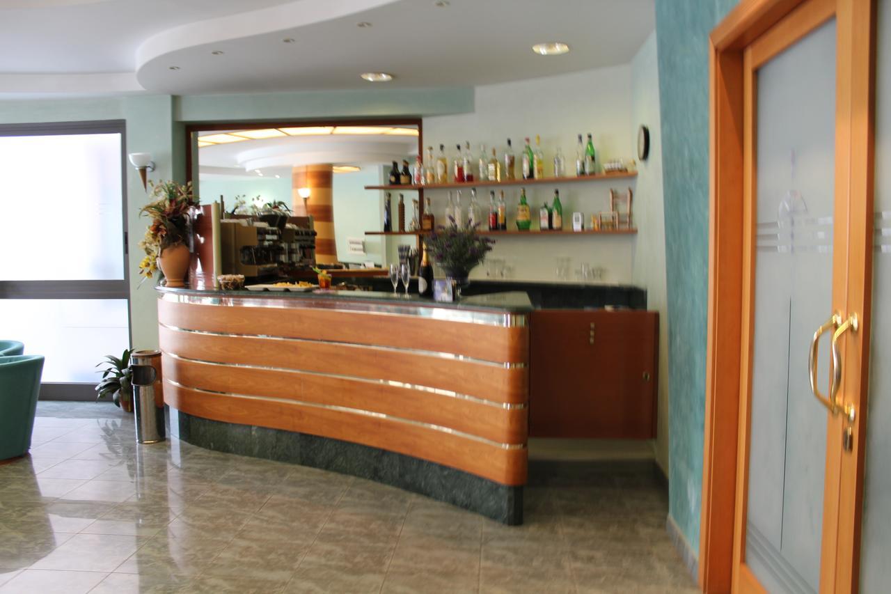 Hotel American Bellaria-Igea Marina Esterno foto